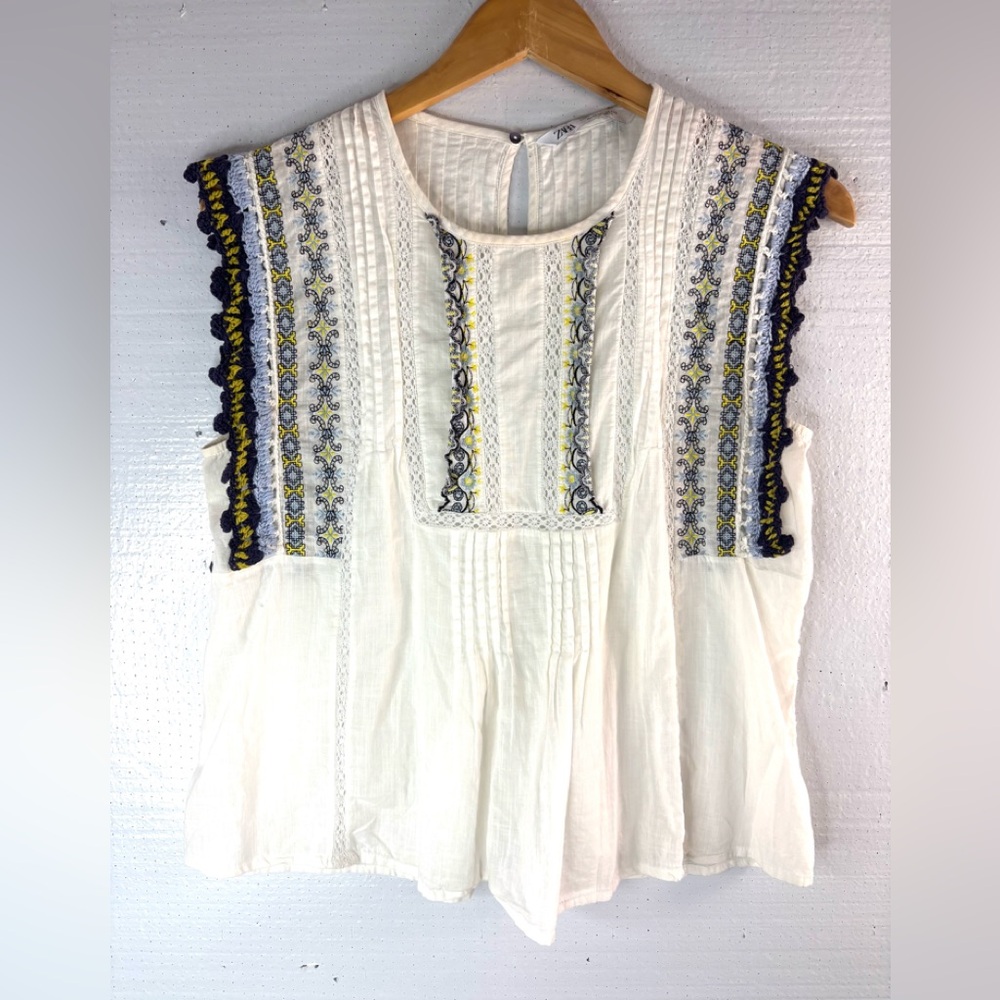 Zara S Smocked Sleeveless Embroidered White Lace Trim Top - Picture 7 of 7